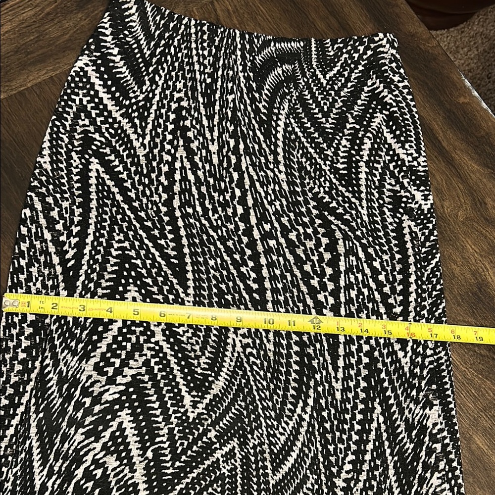 Bobeau Black & White Maxi Skirt - Picture 7 of 10